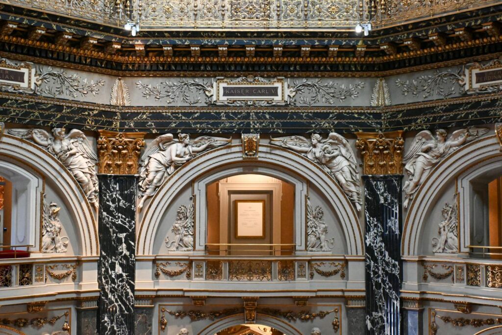 top of dome cafe, Kunsthistorisches Museum Wien