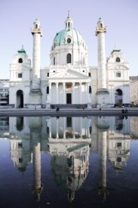 Umzug Wien Leopoldstadt – 2. Bezirk: Professionell Übersiedeln in 1020 Wien 9 St. Charles's Church, Vienna